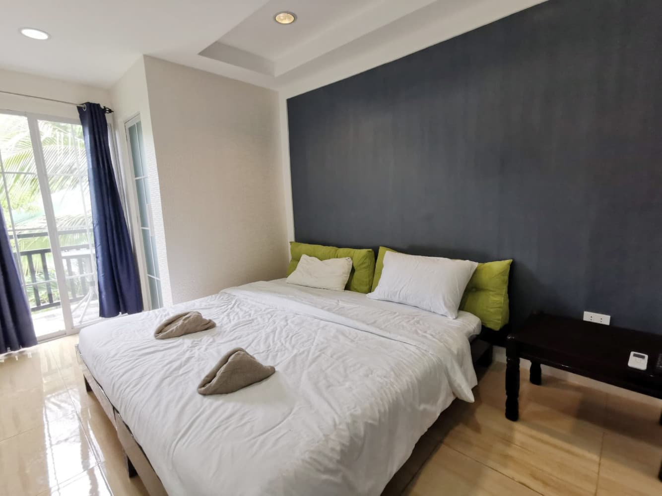 Tour Room